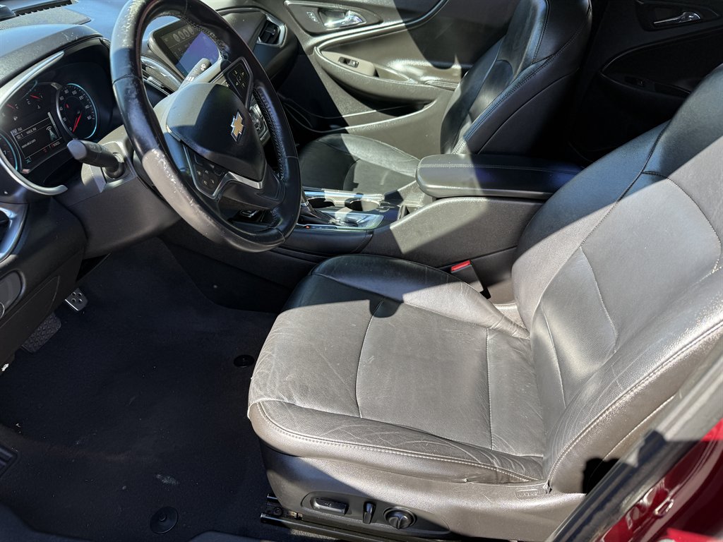 2016 Chevrolet Malibu - $8,050