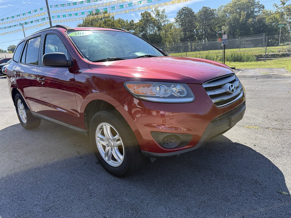 2012 Hyundai Santa Fe - $8,250