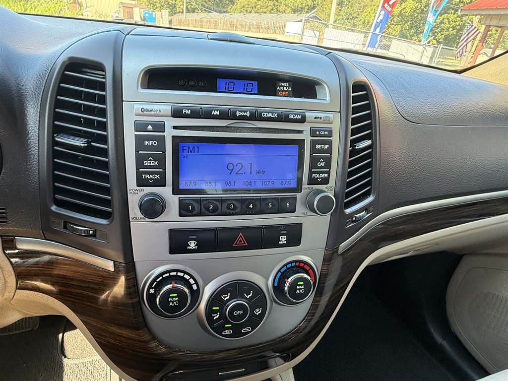 2012 Hyundai Santa Fe - $8,250