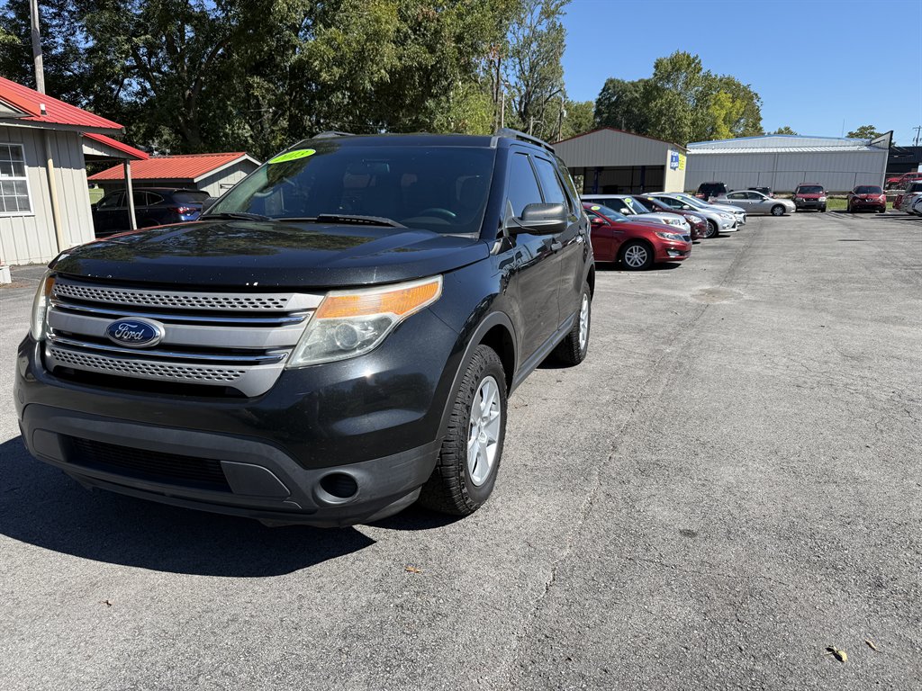 2013 Ford Explorer - $8,400