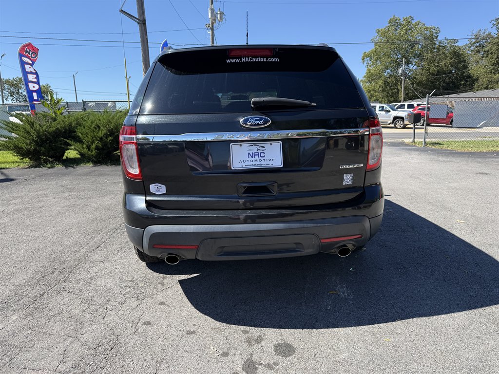 2013 Ford Explorer - $8,400