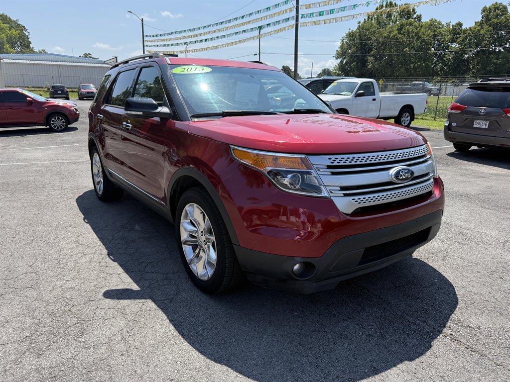 2013 Ford Explorer - $6,000