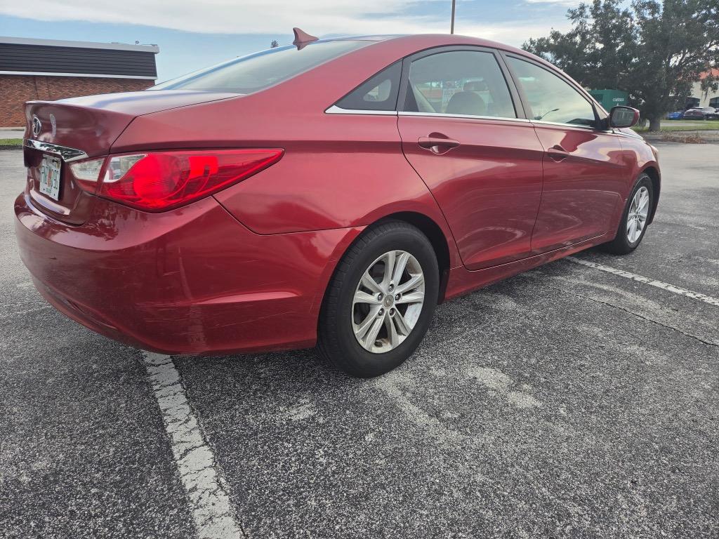 2011 Hyundai Sonata - $6,900