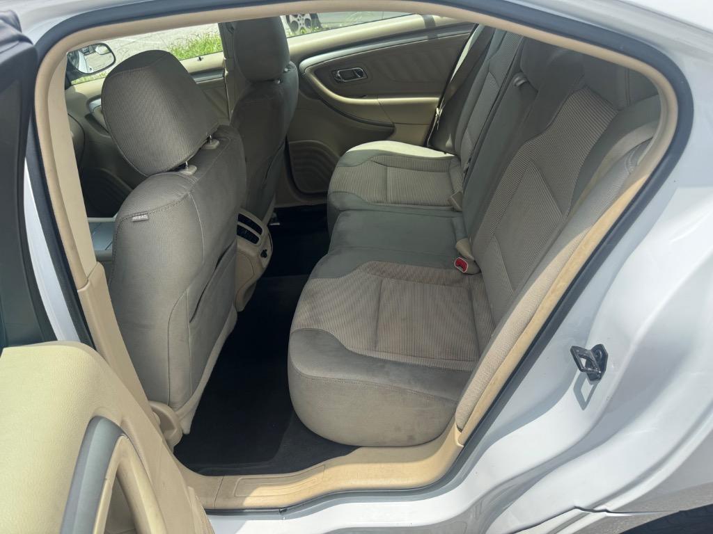 2017 Ford Taurus