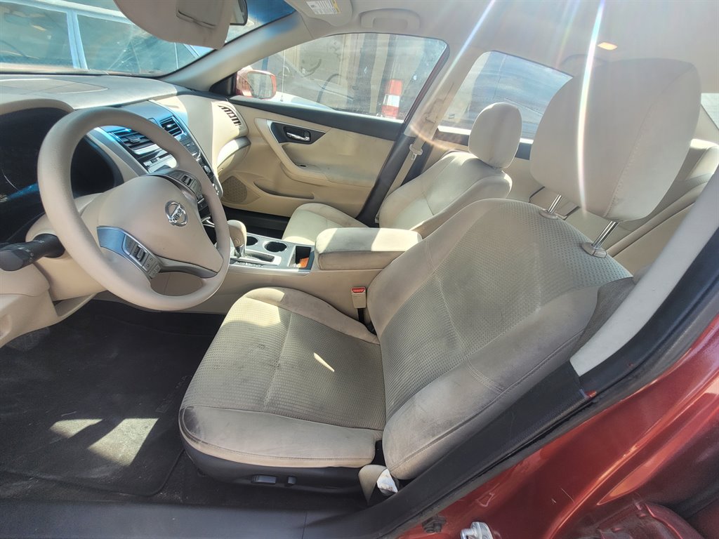 2015 Nissan Altima S photo