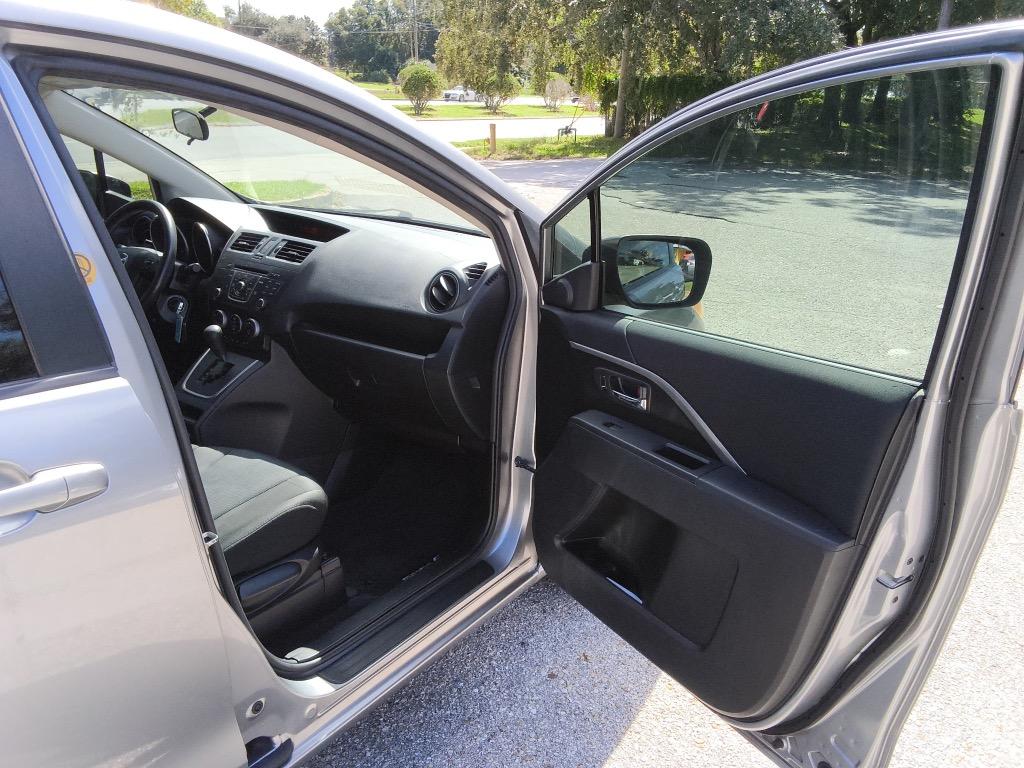 2015 MAZDA MAZDA5 - $9,900