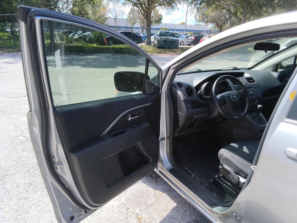 2015 MAZDA MAZDA5 - $9,900