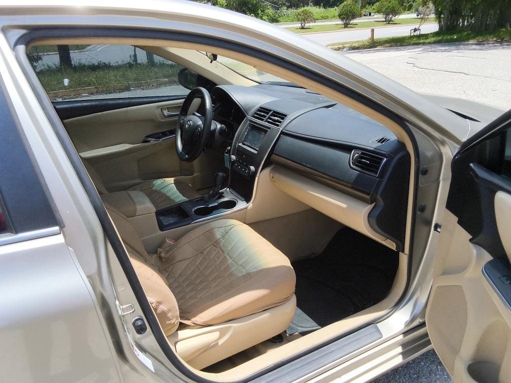 2017 Toyota Camry - $13,900