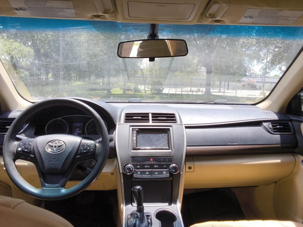 2017 Toyota Camry - $13,900