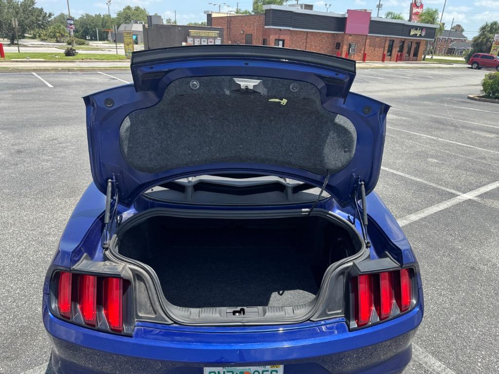 2015 Ford Mustang - $13,900