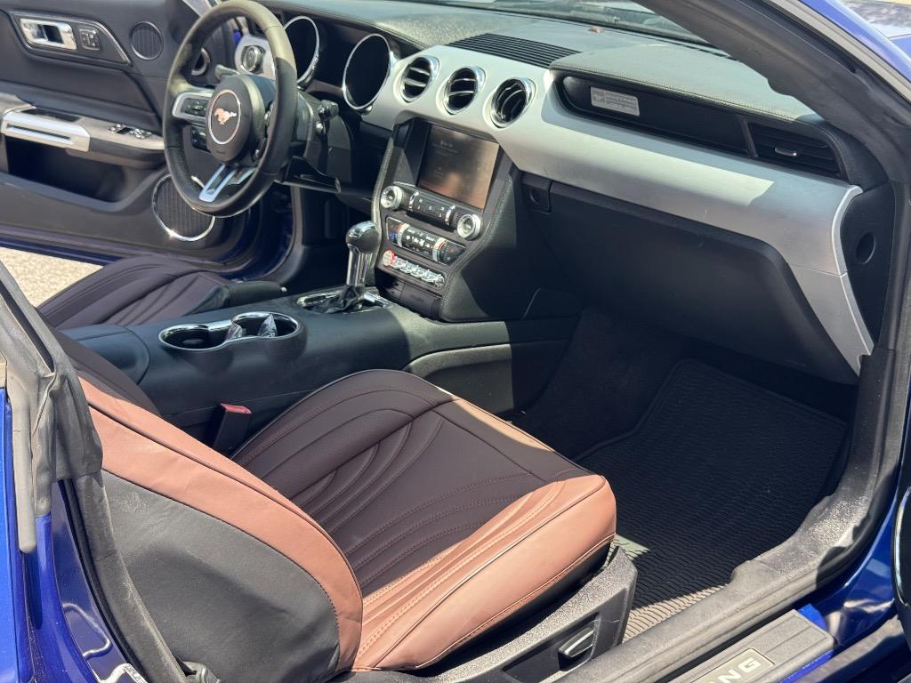 2015 Ford Mustang - $13,900