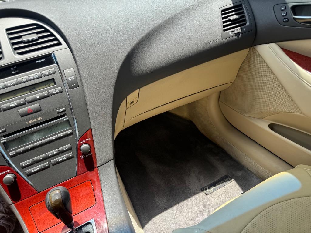2009 Lexus ES - $5,900