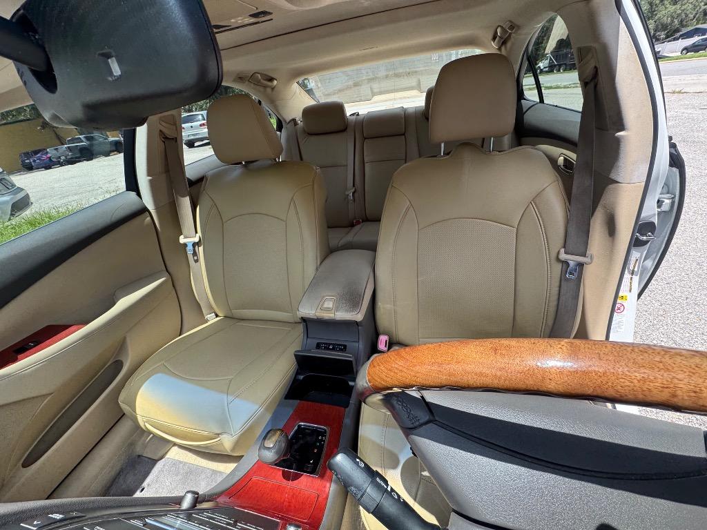 2009 Lexus ES - $5,900