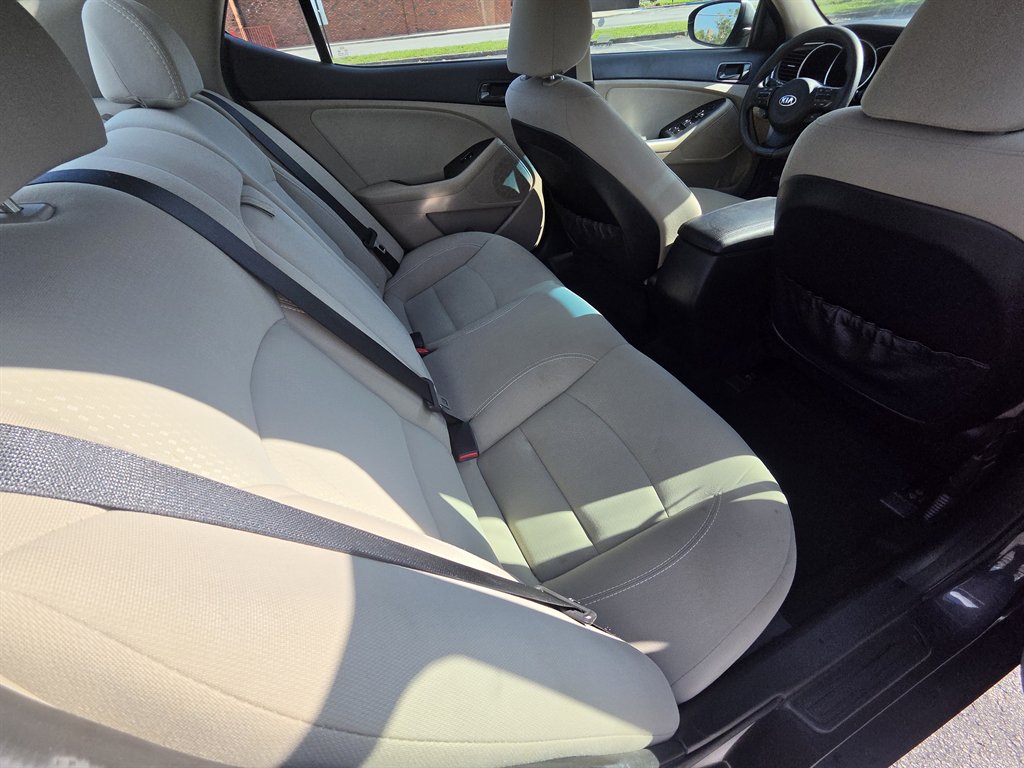 2015 Kia Optima - $8,500