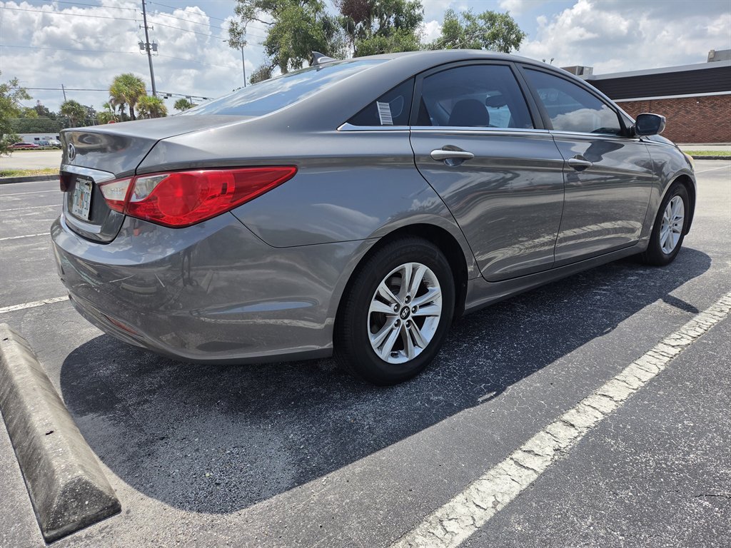2013 Hyundai Sonata - $4,900