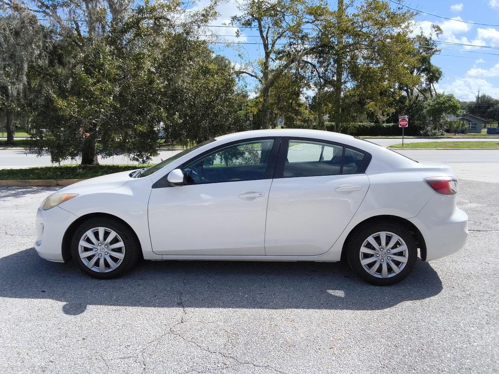 2013 MAZDA MAZDA3 - $6,900