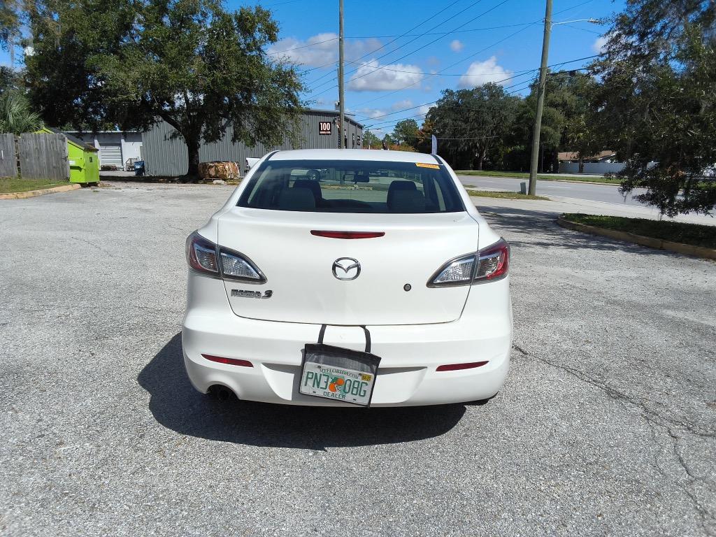2013 MAZDA MAZDA3 - $6,900