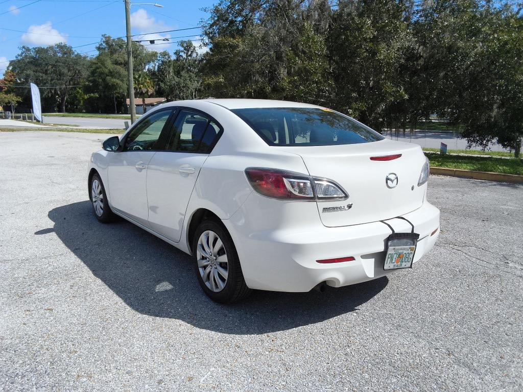 2013 MAZDA MAZDA3 - $6,900