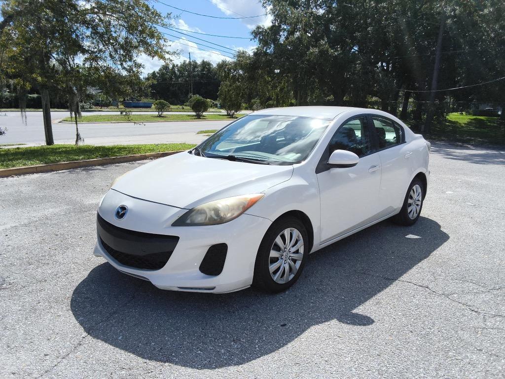 2013 MAZDA MAZDA3 - $6,900