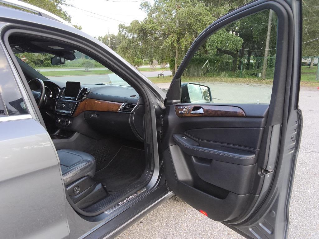 2017 Mercedes-Benz GLS - $16,900