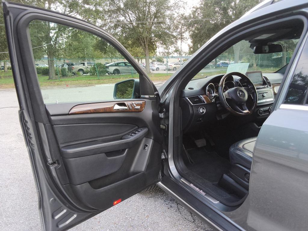 2017 Mercedes-Benz GLS - $16,900