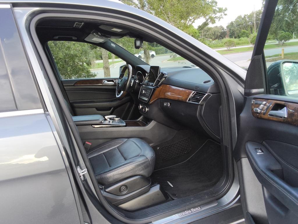 2017 Mercedes-Benz GLS - $16,900