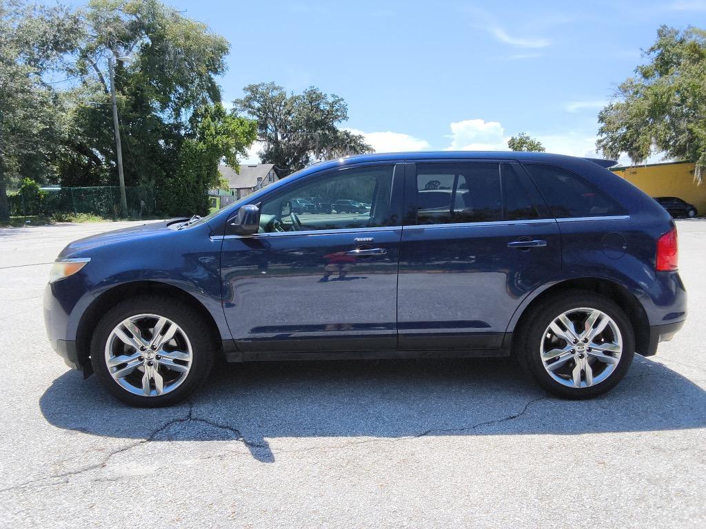 2011 Ford Edge - $9,900