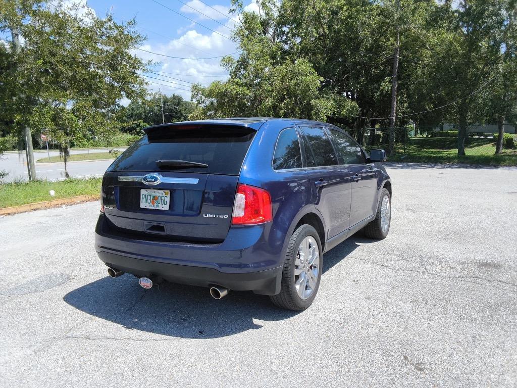 2011 Ford Edge - $9,900