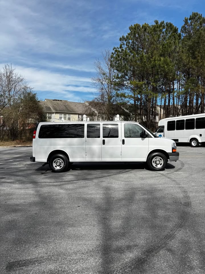 2014 Chevrolet Express 3500 LT 3500 photo