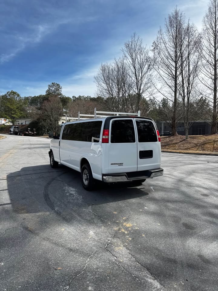2014 Chevrolet Express 3500 LT 3500 photo