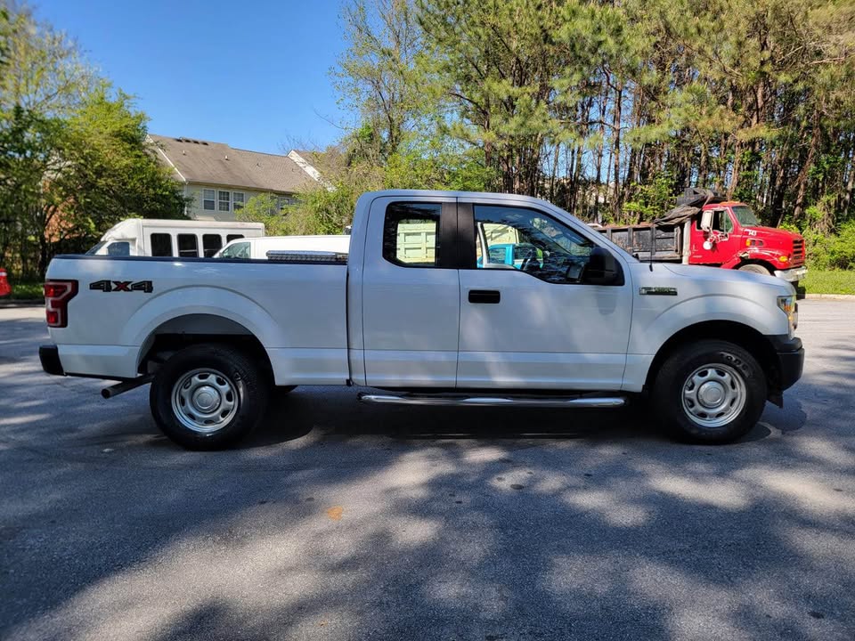 2018 Ford F150 Lariat photo