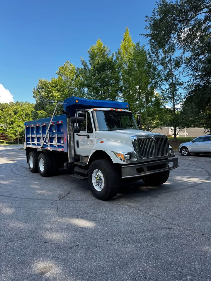 2007 International Sf637 - $48,500