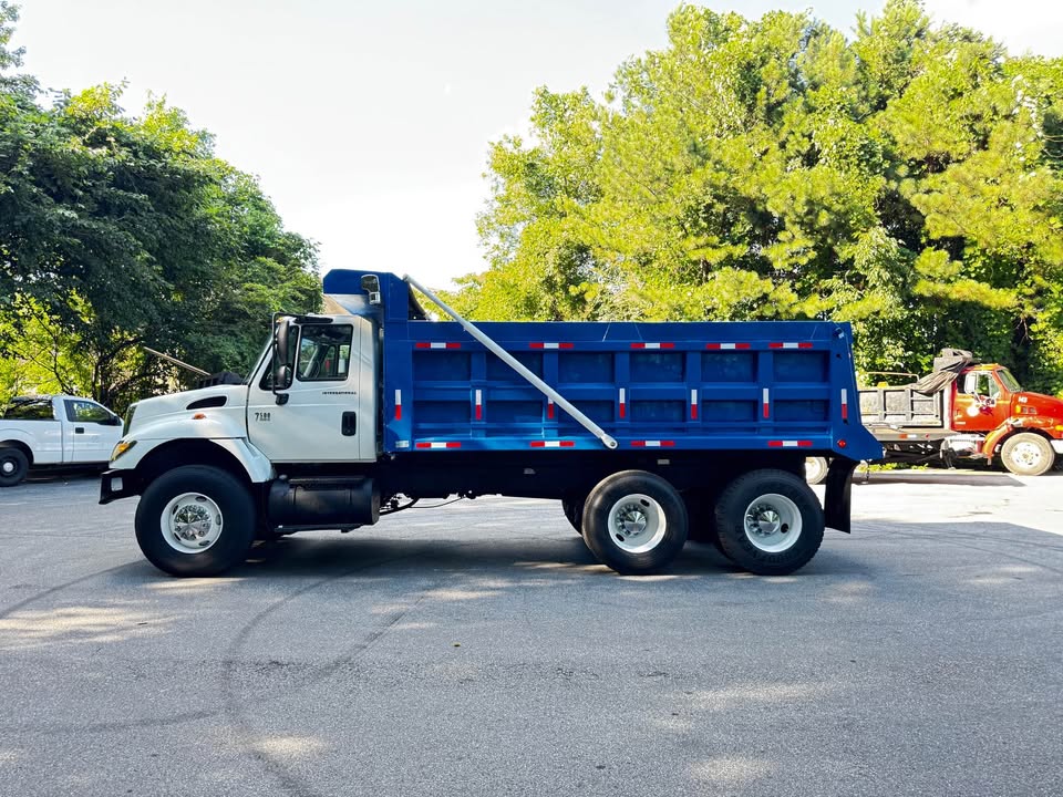 2007 International Sf637 - $48,500