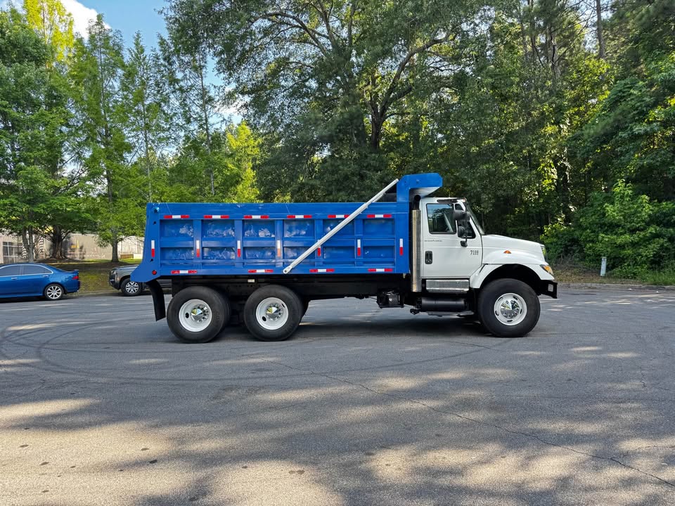 2007 International Sf637 - $48,500