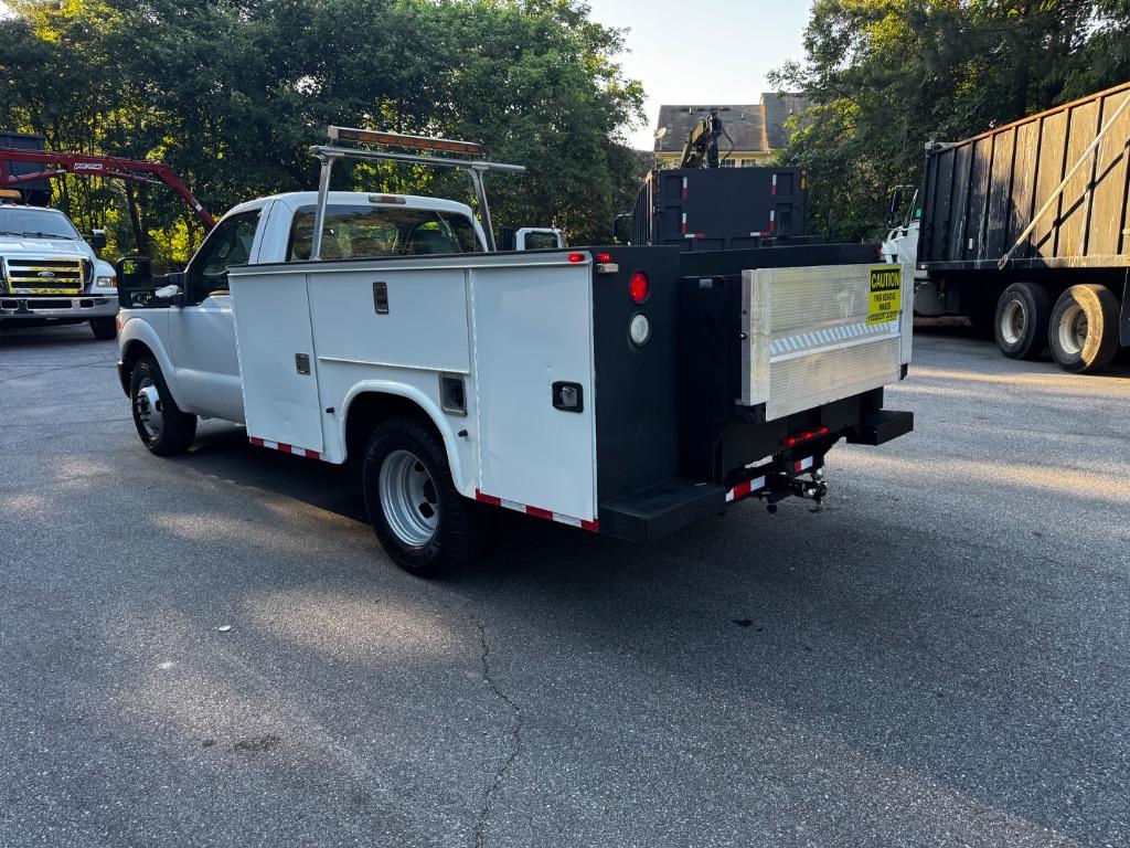 2011 Ford F-350 - $25,500
