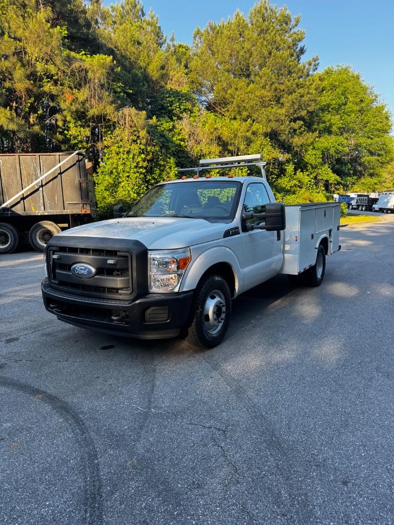 2011 Ford F-350 - $25,500