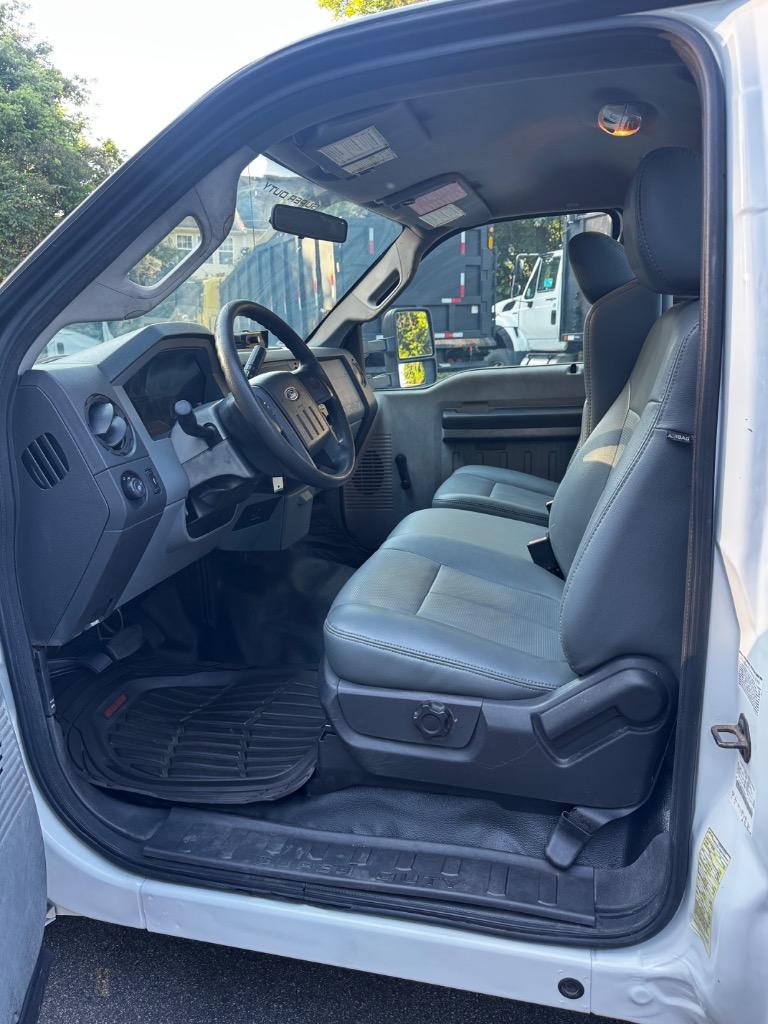 2011 Ford F-350 - $25,500