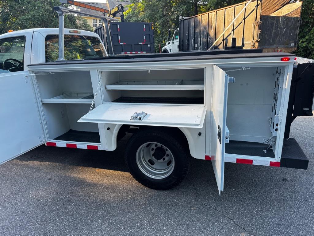 2011 Ford F-350 - $25,500