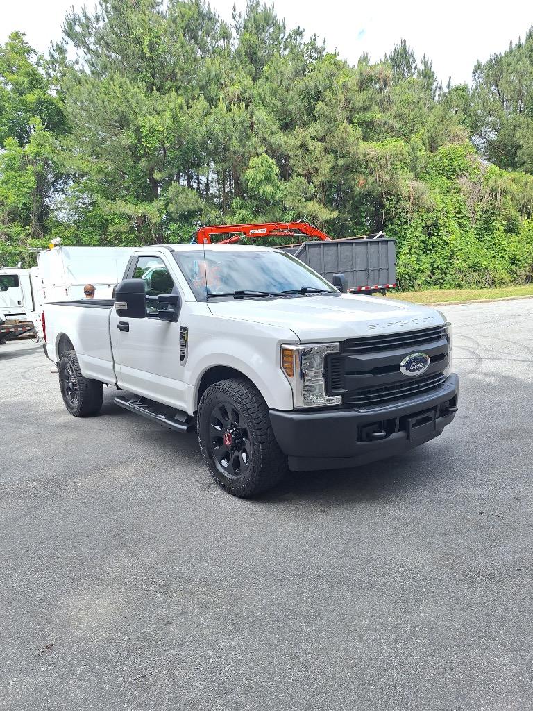 2018 Ford F250 - $27,500