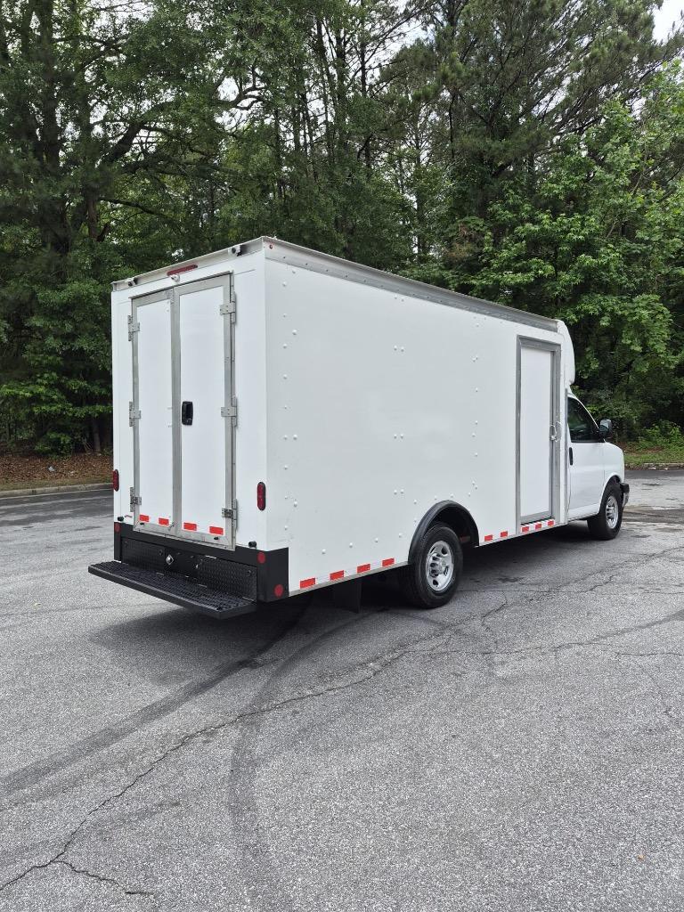 2021 Chevrolet Express - $27,500