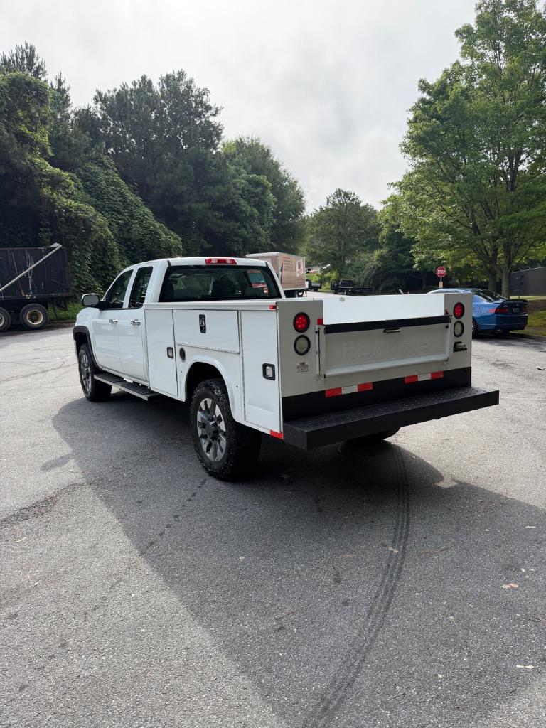 2017 Chevrolet Silverado - $15,500