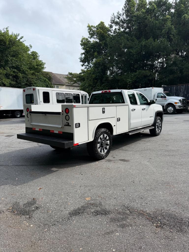 2017 Chevrolet Silverado - $15,500