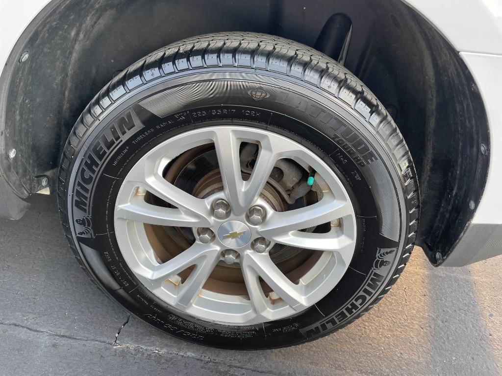 2016 Chevrolet Equinox - $10,280