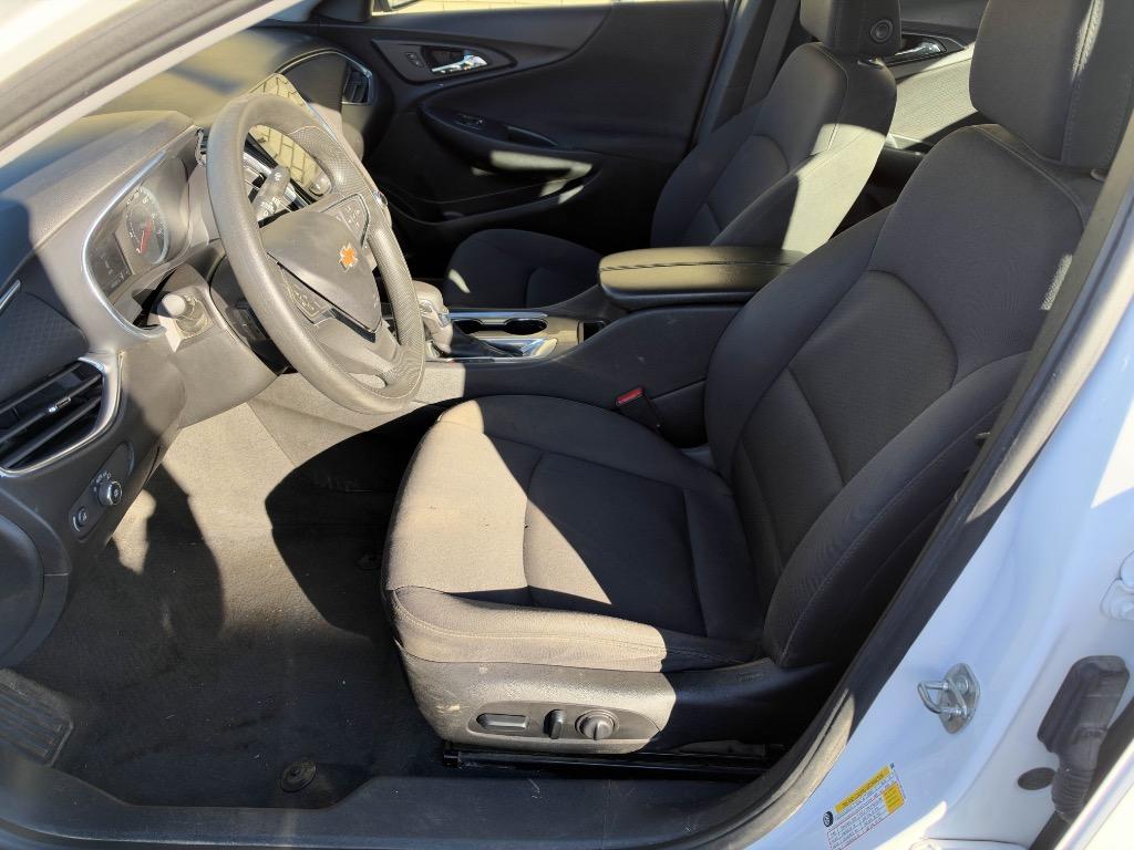 2021 Chevrolet Malibu - $8,820