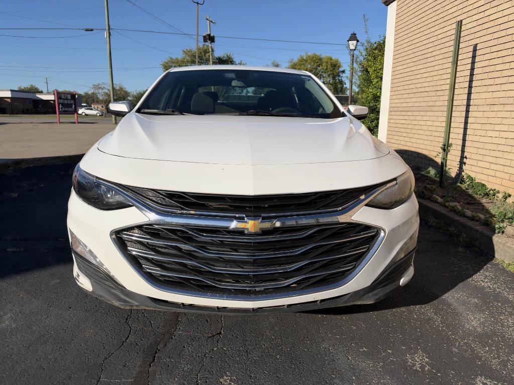 2021 Chevrolet Malibu - $8,820
