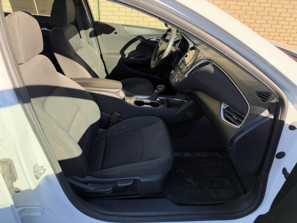 2021 Chevrolet Malibu - $8,820