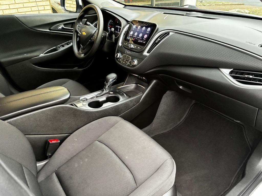 2024 Chevrolet Malibu - $16,495