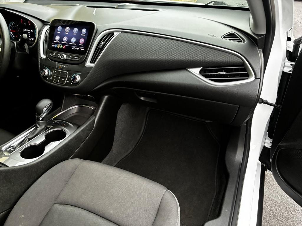 2024 Chevrolet Malibu - $16,495