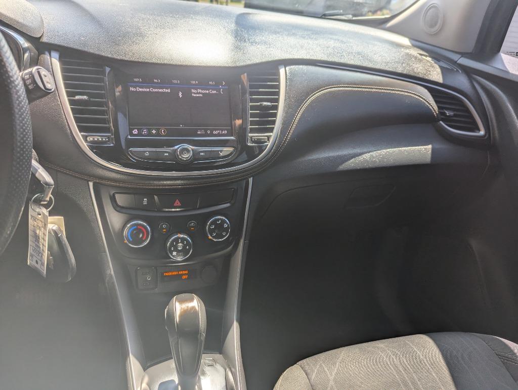 2020 Chevrolet Trax LS photo