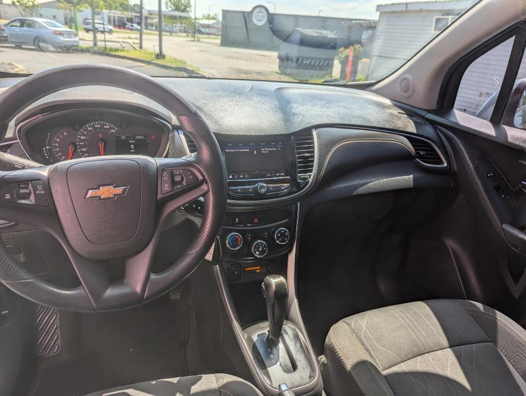 2020 Chevrolet Trax LS photo